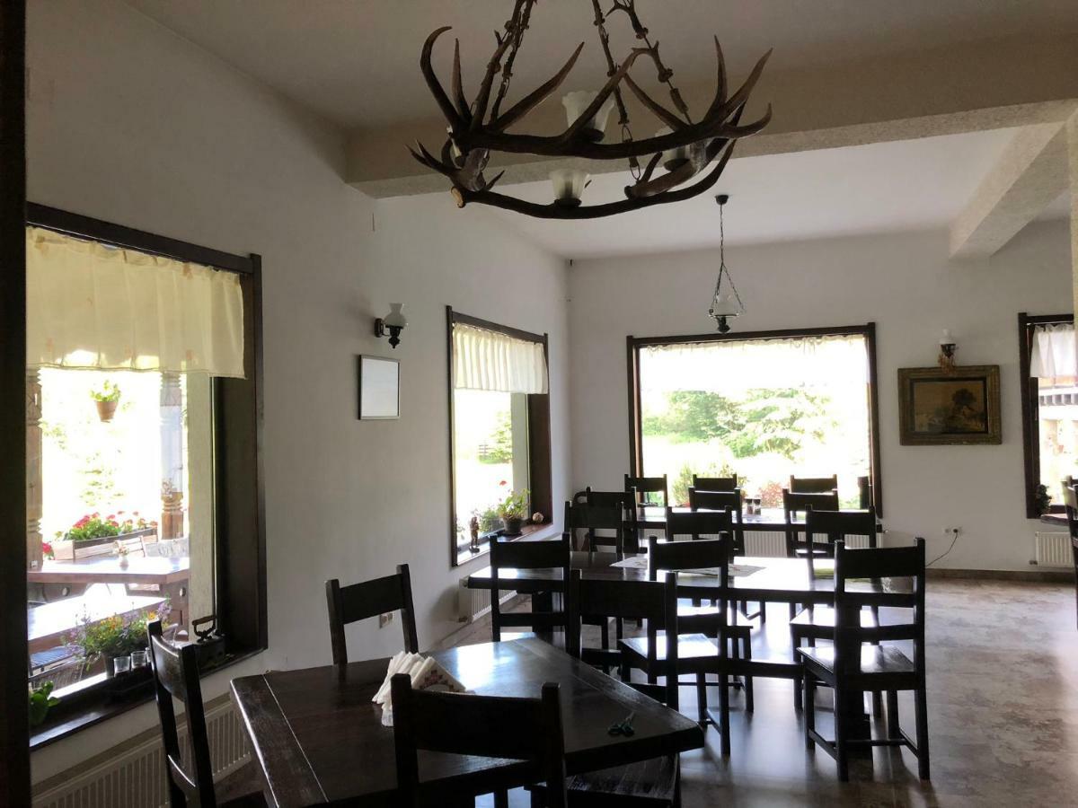 Valea Salbatica Hotel Sinca Noua Eksteriør billede